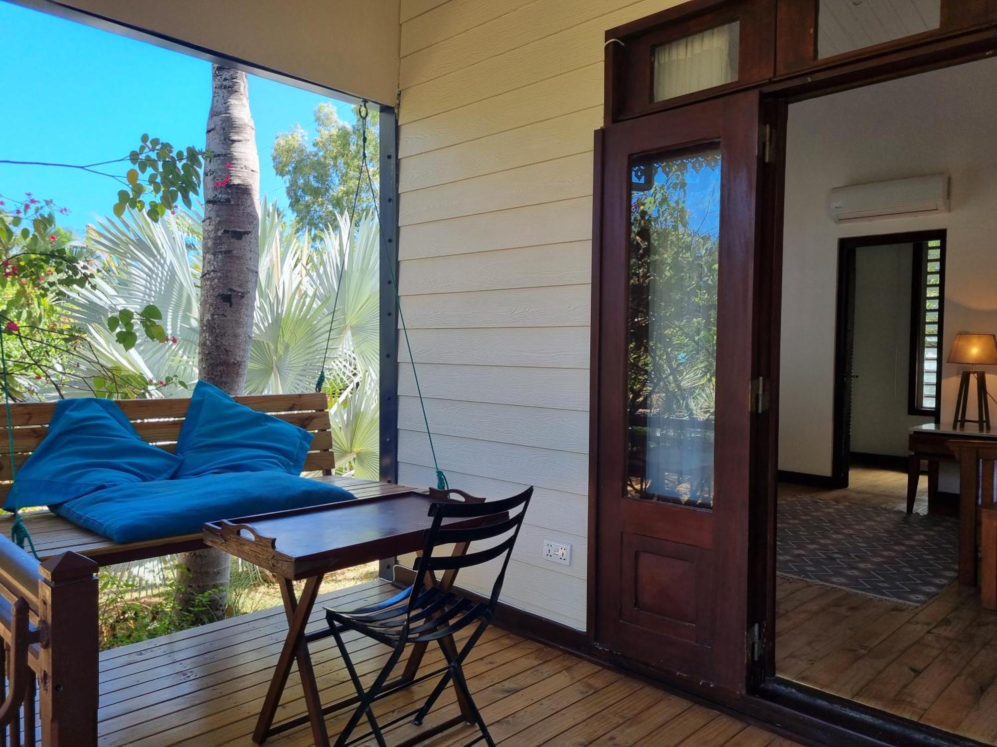 Shanti Ghar Guest House Tamarin Dış mekan fotoğraf