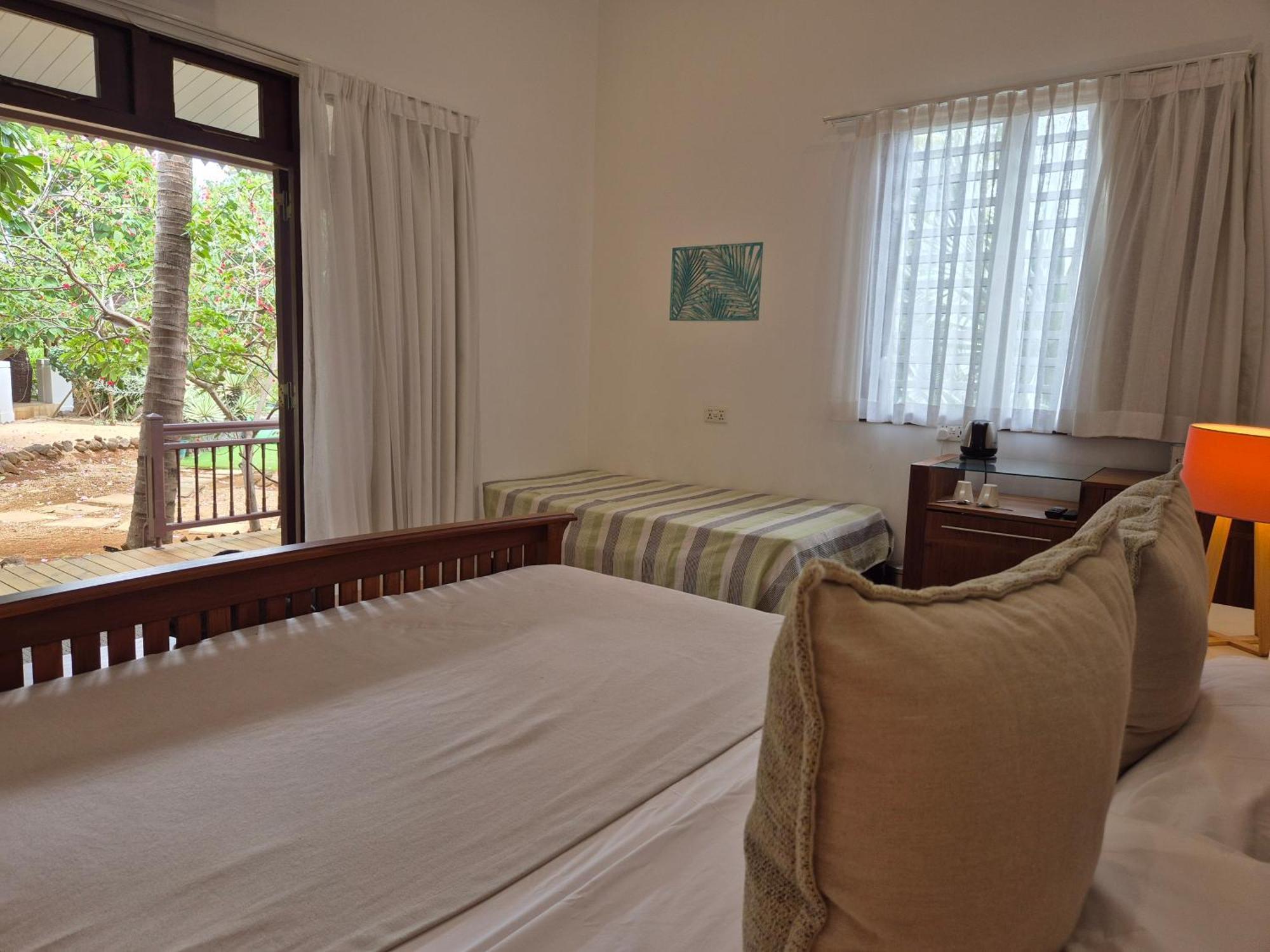 Shanti Ghar Guest House Tamarin Dış mekan fotoğraf