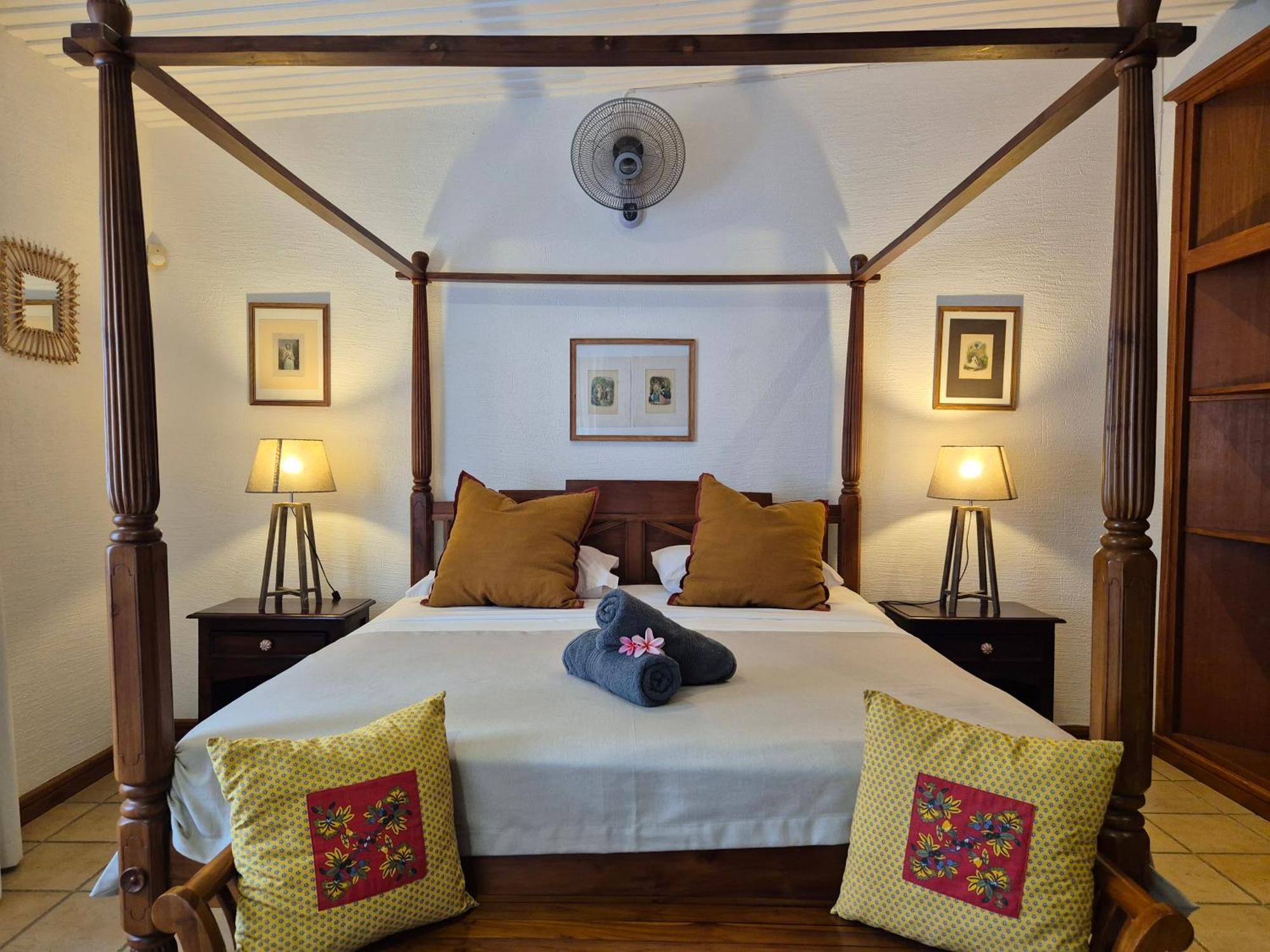 Shanti Ghar Guest House Tamarin Dış mekan fotoğraf