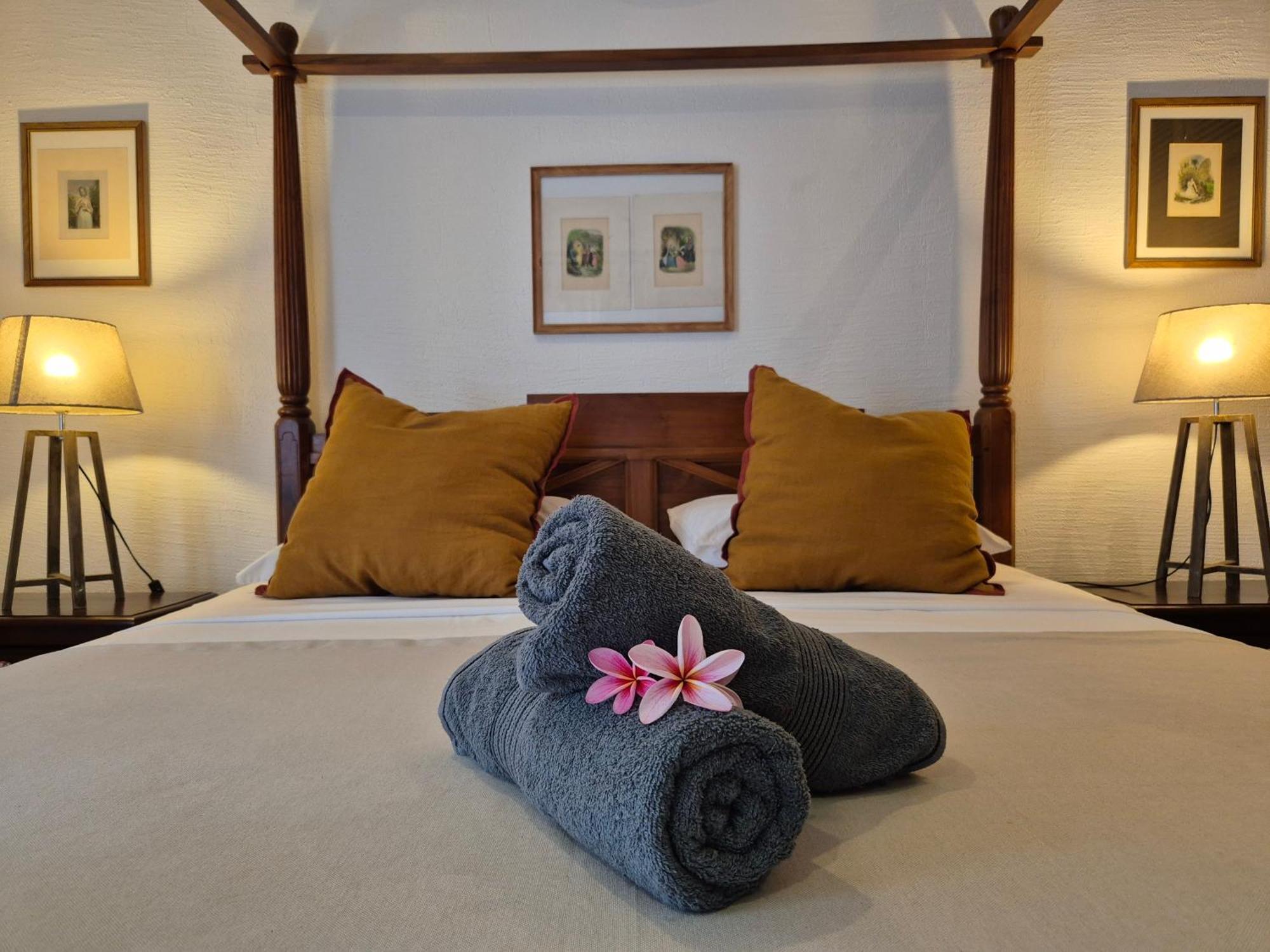 Shanti Ghar Guest House Tamarin Dış mekan fotoğraf
